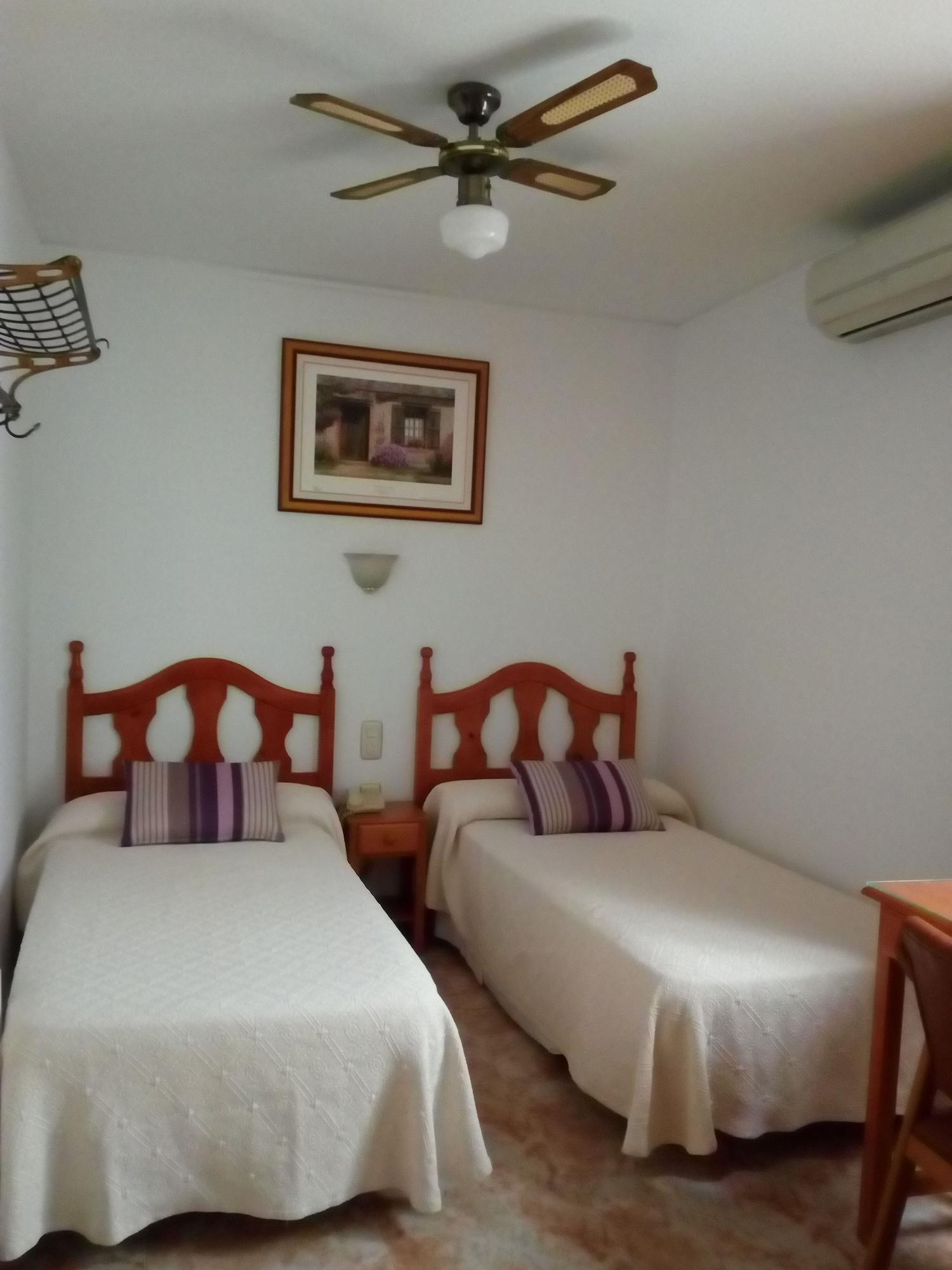 Hostal Rural Montual Los Baños Buitenkant foto